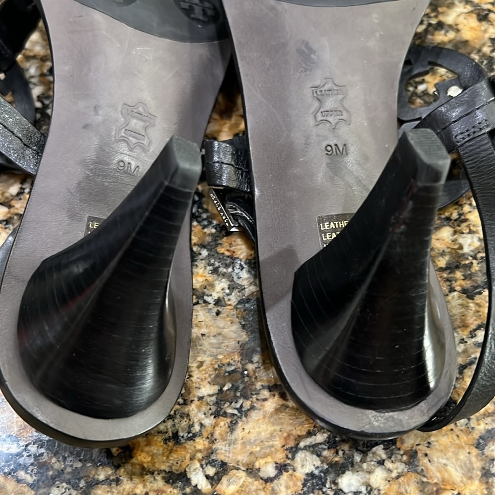 Tory Burch Holly 2 silver logo sling back sandals - Picture 6 of 6